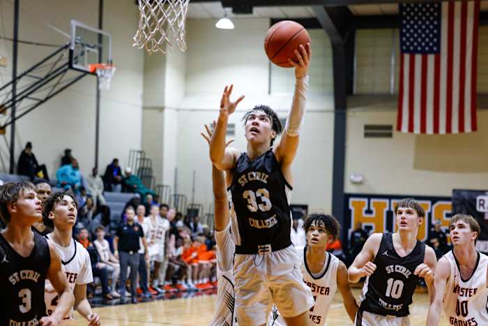 Webster Groves Missouri Mount Carmel Illinois boys basketball December 16 2023 Nate Latsch 25031